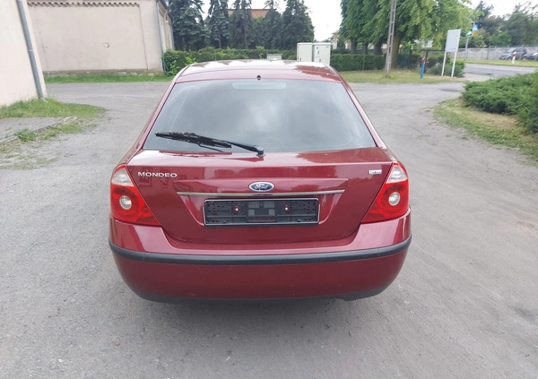 Ford Mondeo cena 4500 przebieg: 220000, rok produkcji 2006 z Józefów małe 172